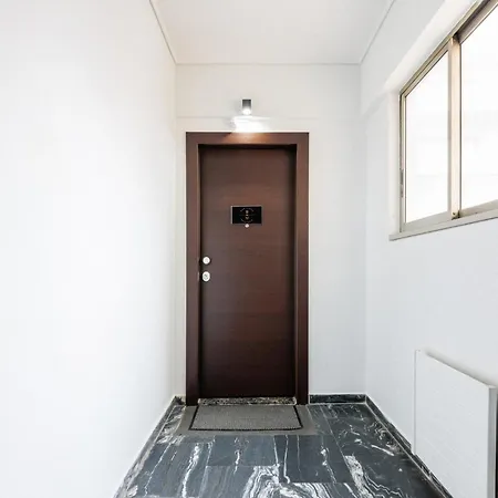 B&m Apartment Thessaloniki